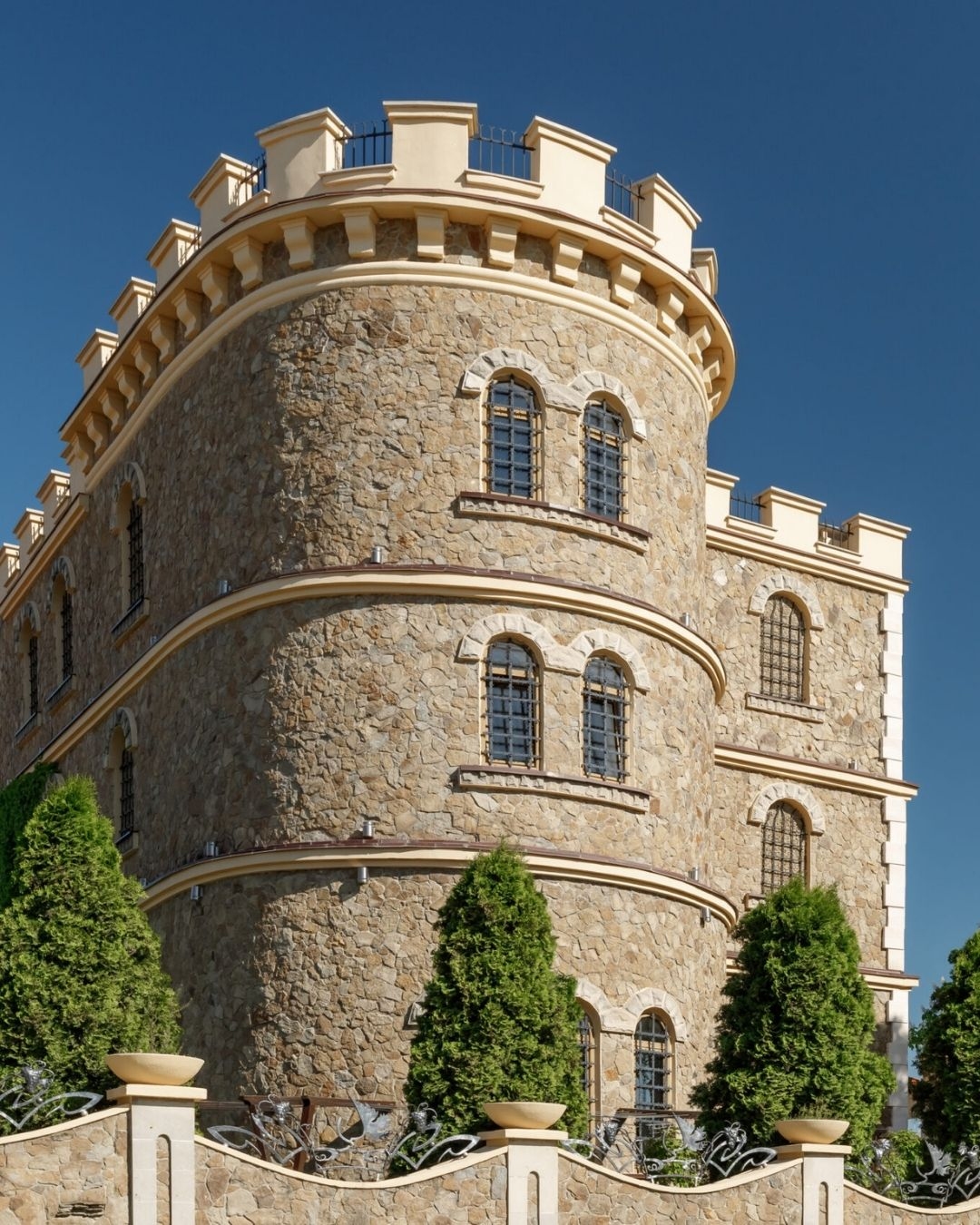 Place image