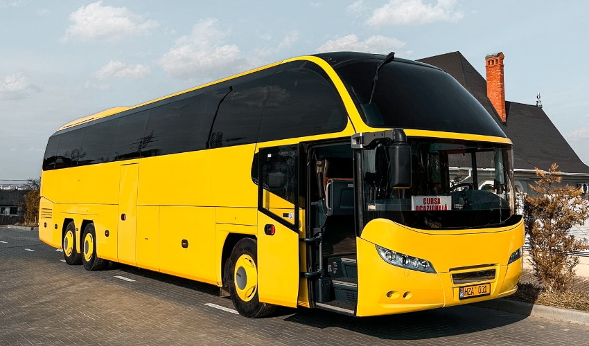 AUTOCAR