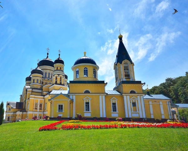 Excursie în Codrii Moldovei ➤ Casa Olarului 